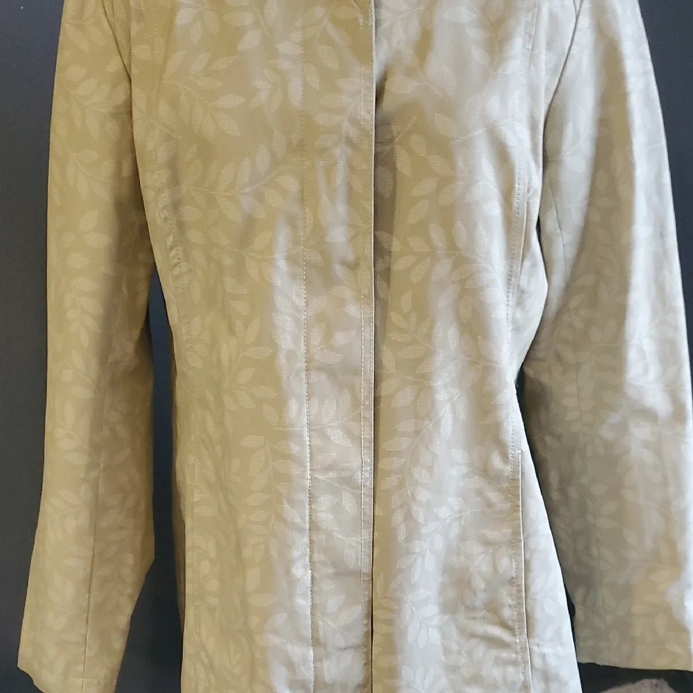 Eddie Bauer Light Tan Trench Coat - Picture 8 of 16